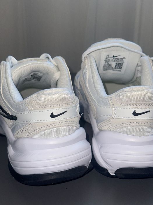 Жіночі кросівки NIKE W AL8