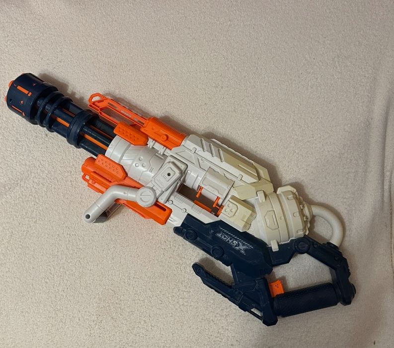 Бластер X‑Shot Excel Crusher від компанії Zuru