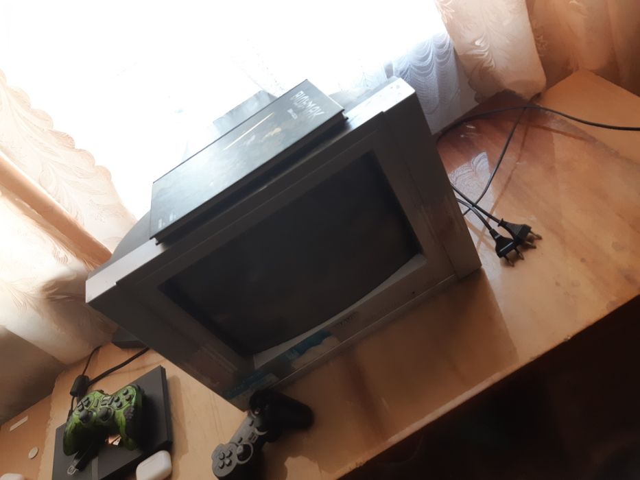 Телевізор 14 дюйміюв