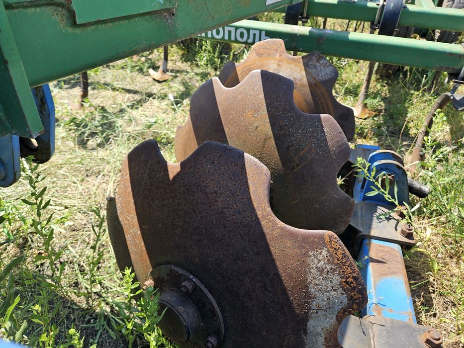 Агрегат комбінований АКГР-2.8, дискова борона та глибокорозпушувач,