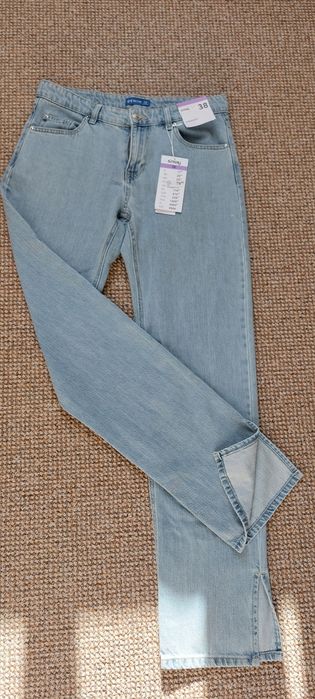 Nowe jeansy! Mega modny kolor