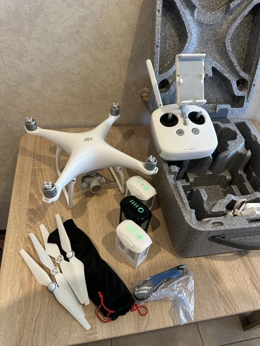 Dji phantom 4 + 3 акб