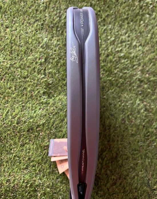 Raquete BULLPADEL HACK 04 2026