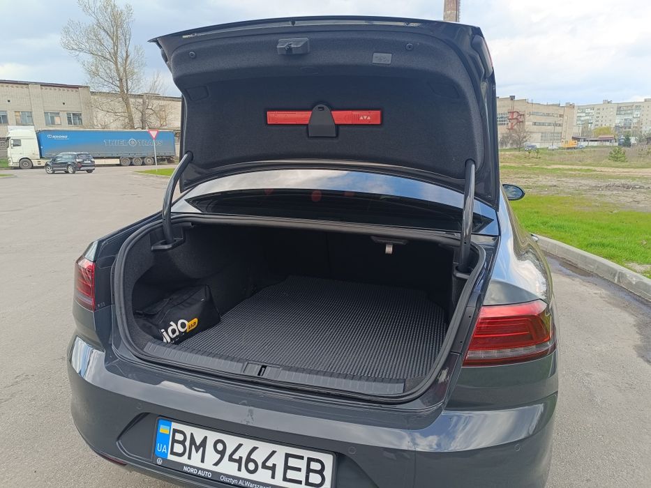 Продам Volkswagen passat b8.