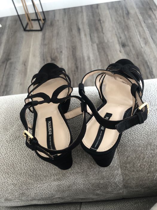 Koturny czarne Pull&Bear 38