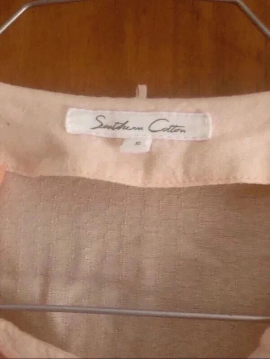 Blusa Rosa com Botões