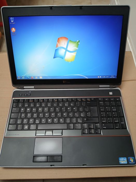 Portátil Dell Latitude e6520