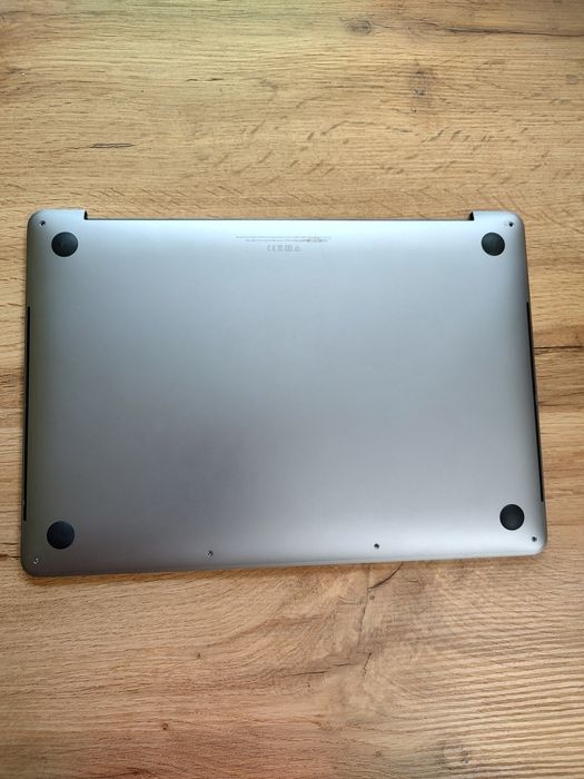 Топкейс MacBook Pro A1989 кольору Space gray без материнської плати