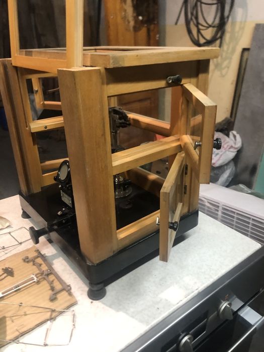 Весы аптекарские