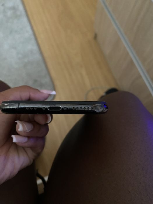 iPhone XS 64GB + 2 capas | Para reparação ou peças