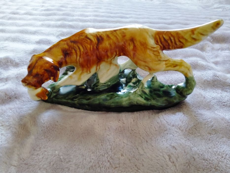 Статуэтка собака с дичью фарфор