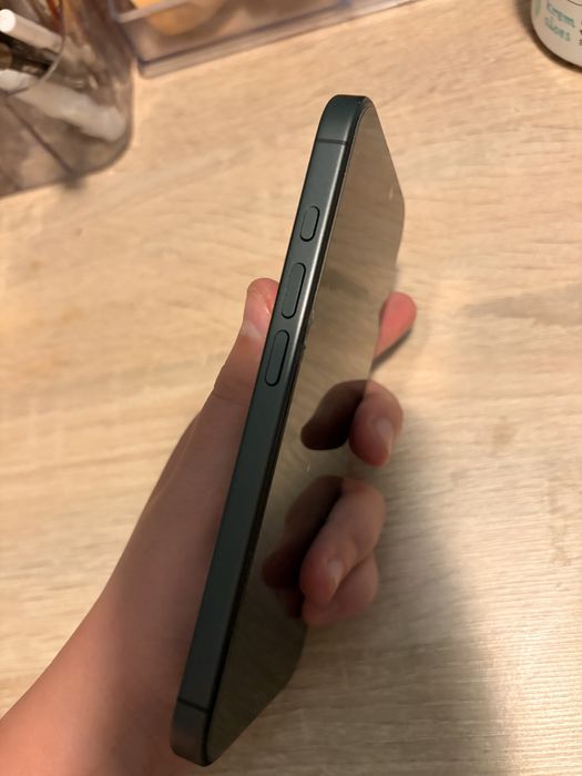 Iphone 17 256gb ESIM czarny JAK NOWY
