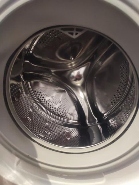 Продам стиральную машинку