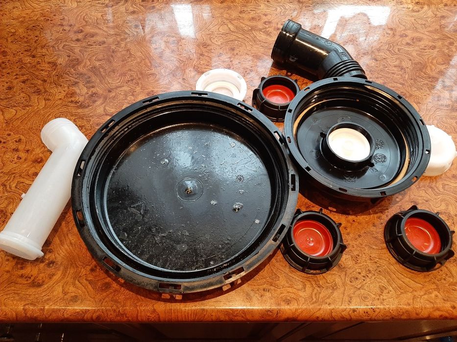 Zbiornik 1000 l. Mauzer. Nakretki