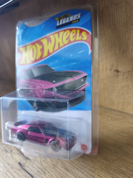 Hot Wheels Legends Tour