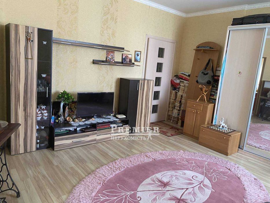 Продам однокімнатну квартиру в одесі