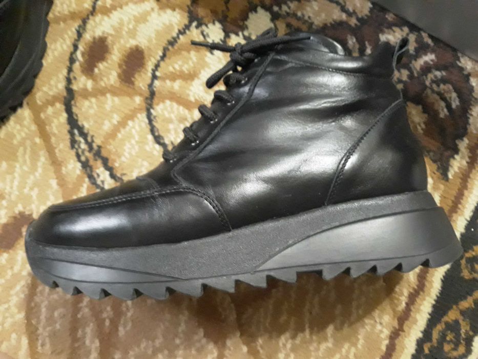 взуття черевики шкіряні