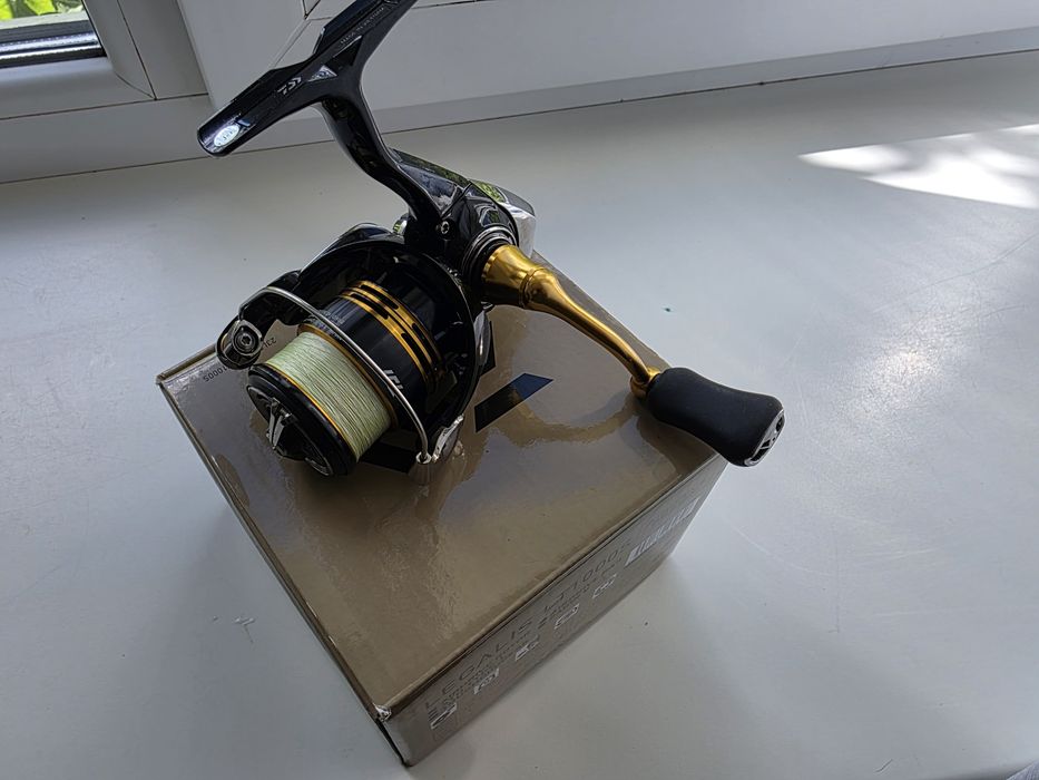 Катушка Daiwa Legalis 1000S (котушка)