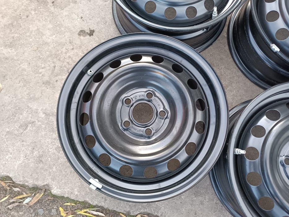 Nowe felgi 15 Toyota Yaris IV 5x100 ET45 Czujniki ciśnienia