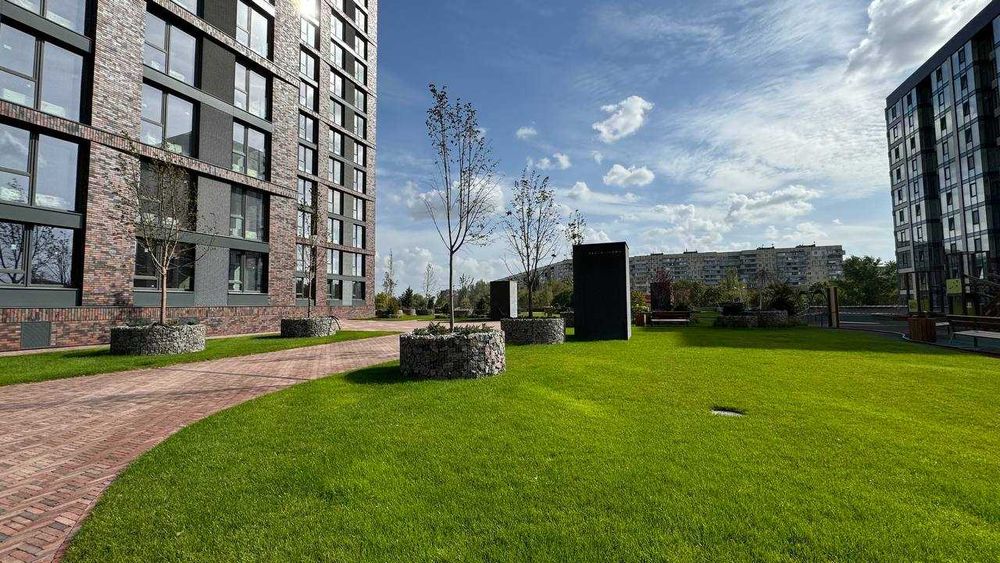 Продам панорамну 3к-4к квартиру в ЖК MARSHALL