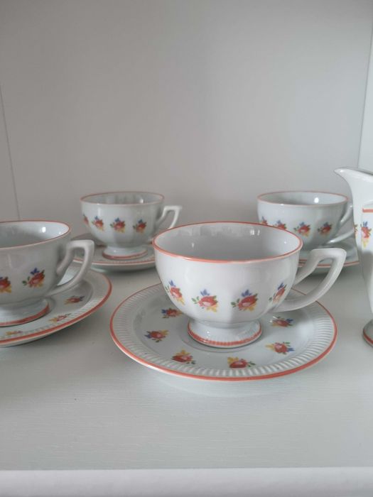 Porcelanowy Serwis do Kawy