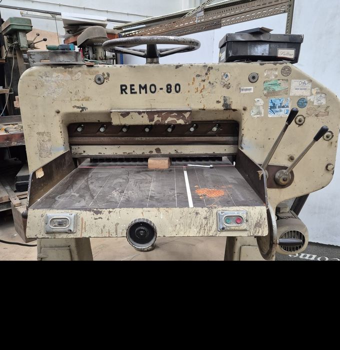 Máquina usadas para desocupar