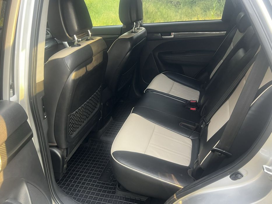 Продам KIA Sorento 2012