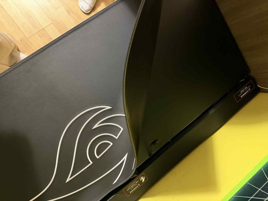 Biurko SecretLab Magnus TEAM SECRET jak nowe Dynów • OLX.pl