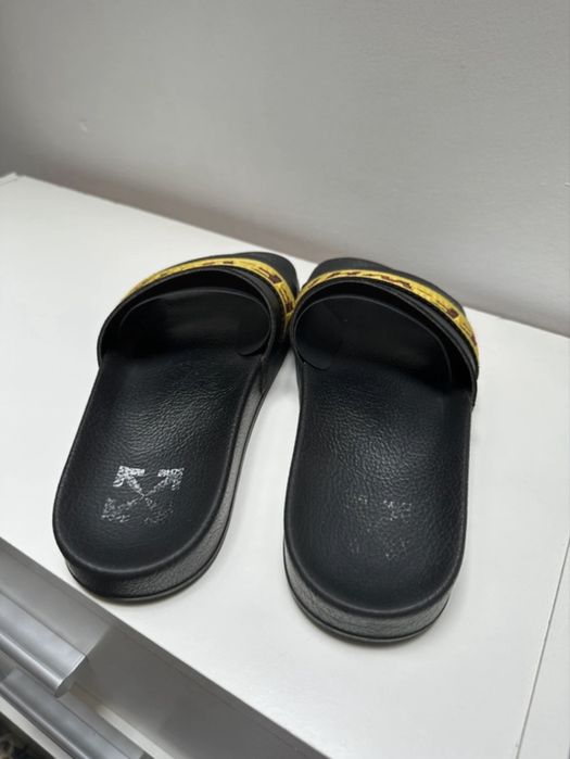 oryginalne klapki off white