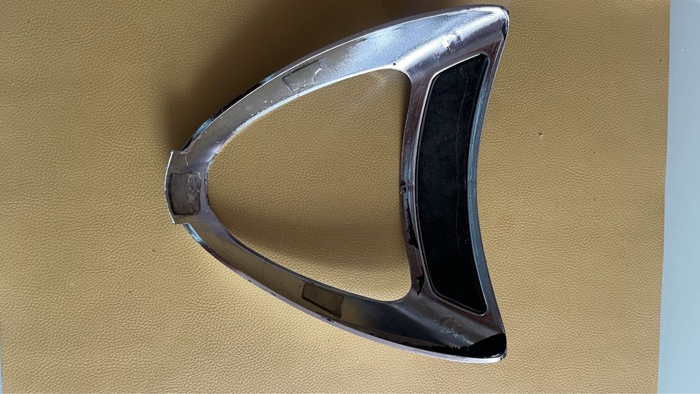 Хромована Накладка на задню фару suzuki Boulevard m90, m1500