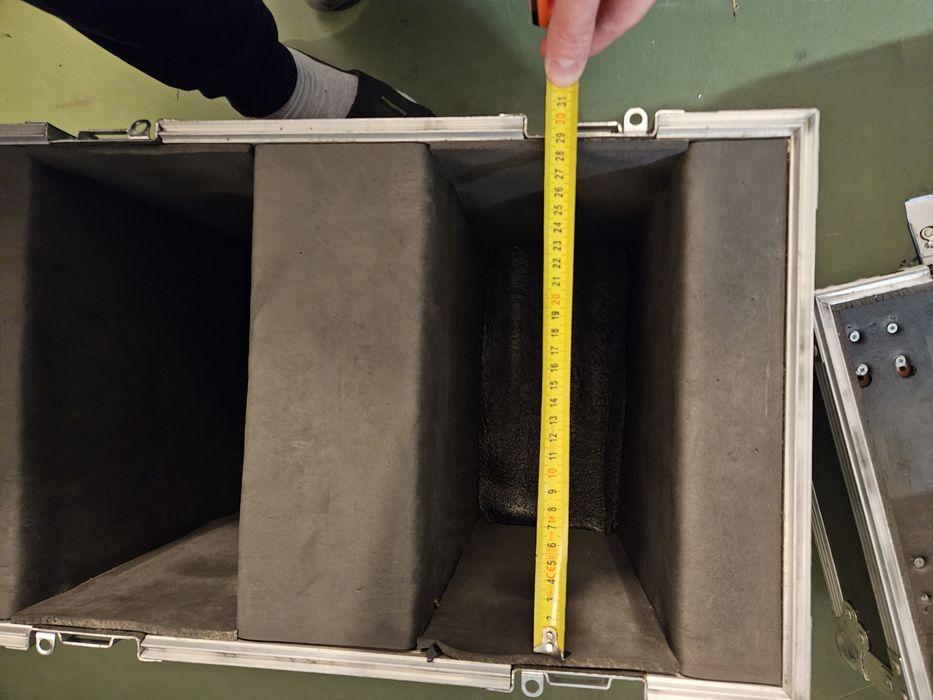 Case na Głowy ruchome.