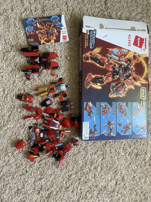 Конструктор Qman 41305 Trans Collector 4в1 робот, транспорт