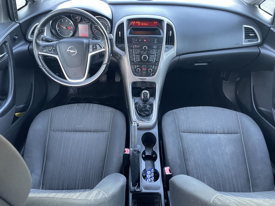 Opel Astra 1.3 CDTi Sports Tourer 2012