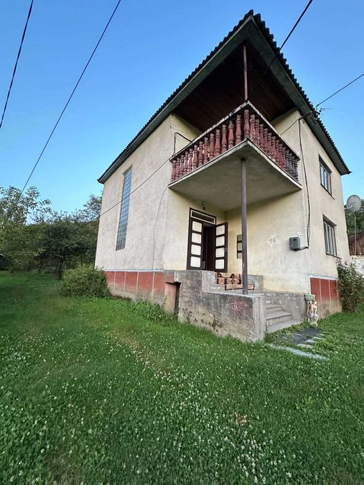 Продається будинок в с. Нересниця