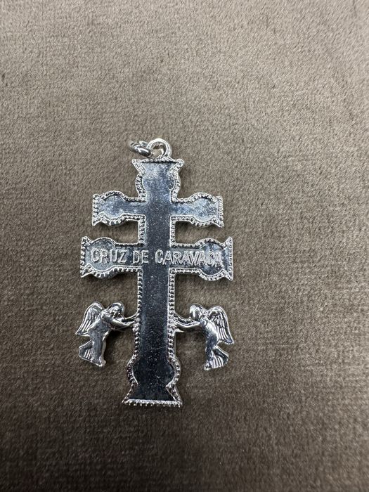 Cruz de Caravaca em prata
