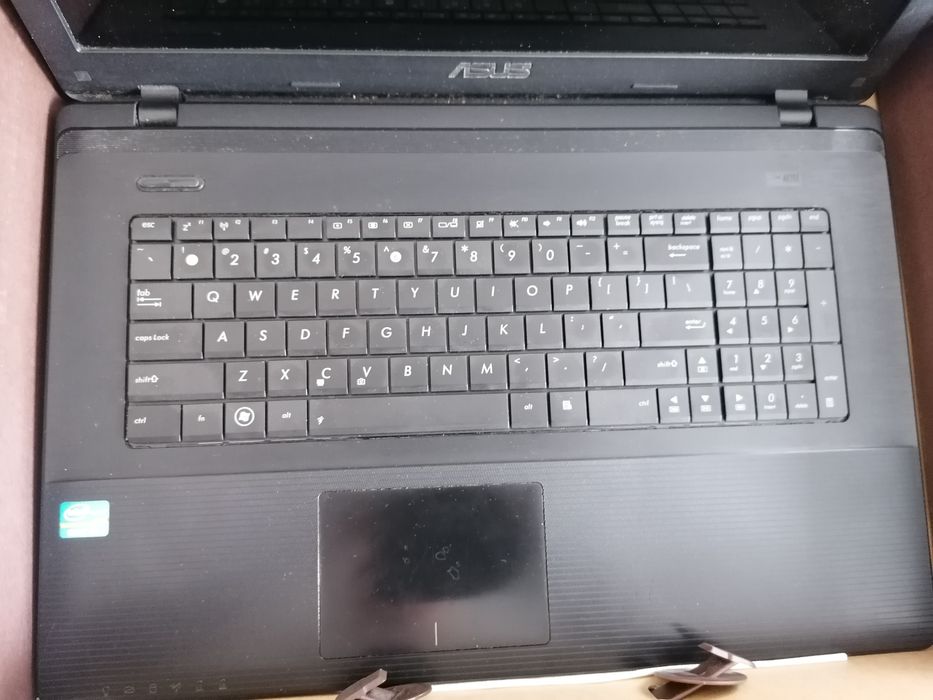 Asus X75A 17'' core i5
