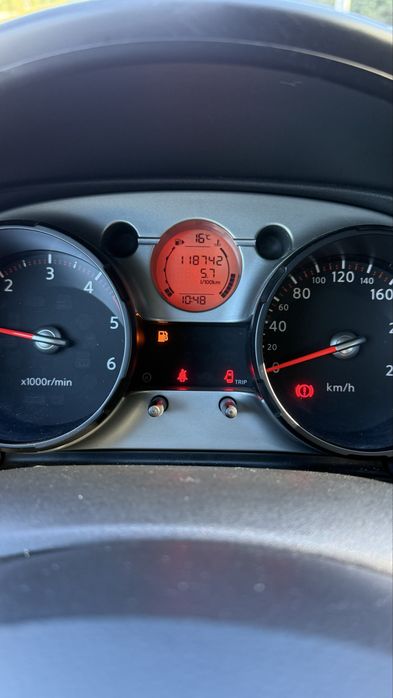 Nissan Qashqai 1.5 dci - 119000Km — fotografia 5