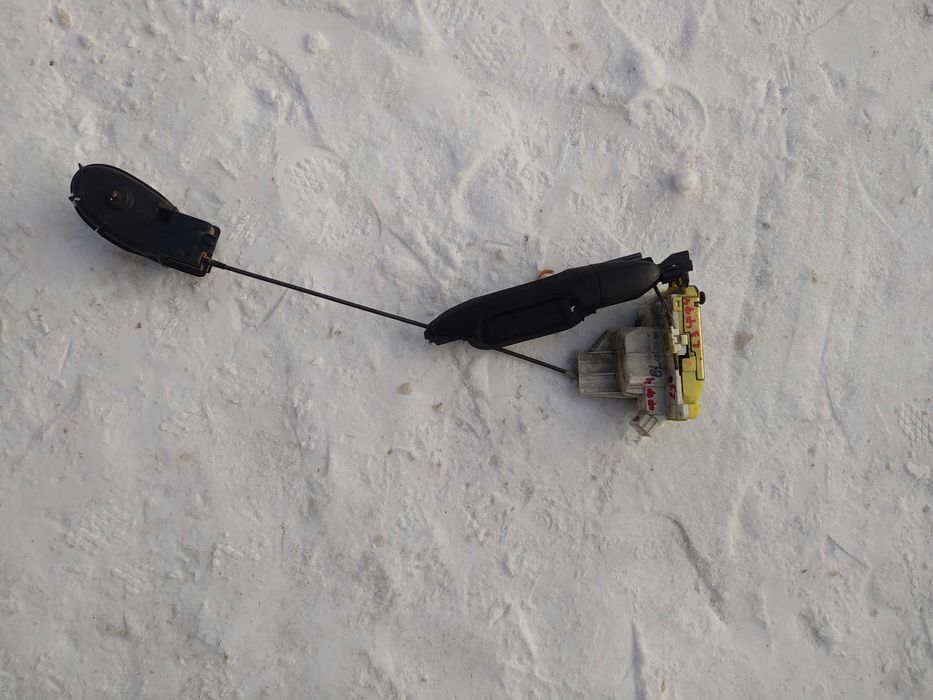 Ручка зовнішня задня бокова дверка ліва Форд Фокус Мк1 XS41-A266B23-AH