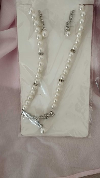 conjunto colar e brincos perolas e brilhantes prateados noiva