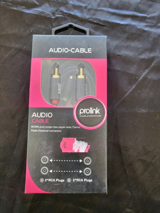 Cabos de áudio novos