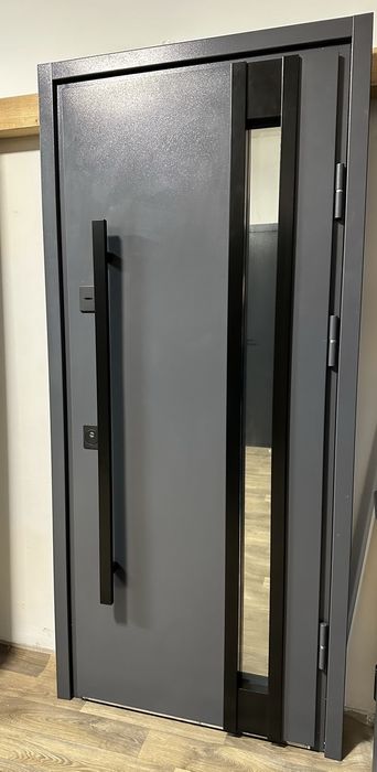 Вхідні двері вуличні зовнішні в будинок дім входные двери уличные дом