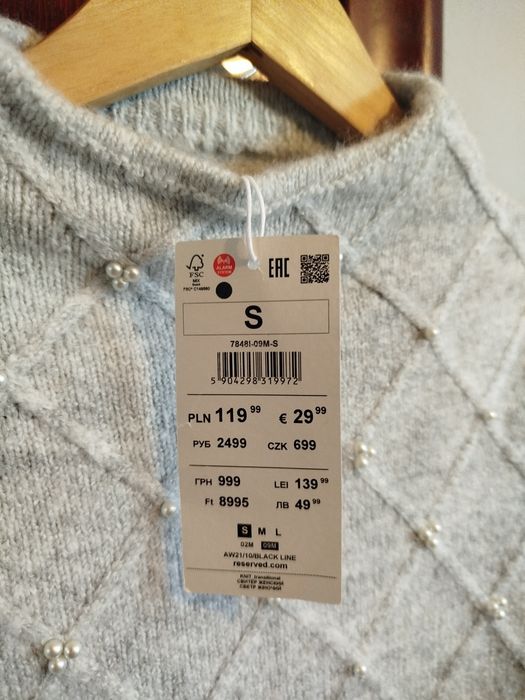 Z METKĄ Szary sweter Reserved