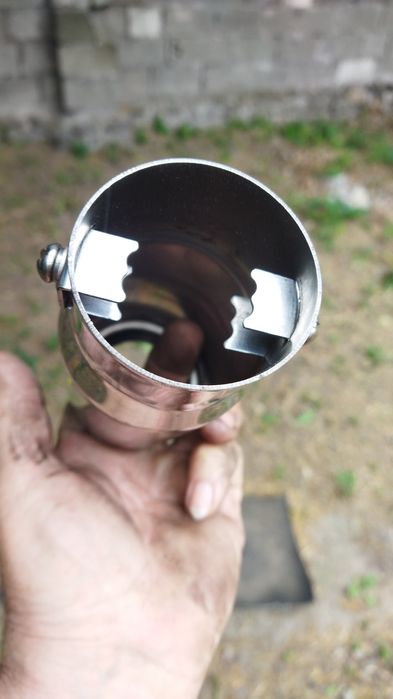 Насадка на глушитель авто