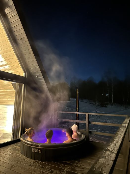 Оренда будинку з чаном джакузі. Котедж в карпатах “Adele”