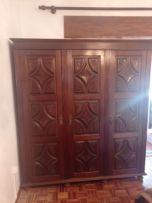 Guarda fatos - antigo