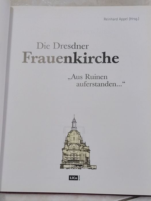 Livro alemão da Igreja de Dresden