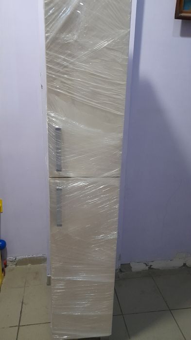 Продам пенал в ванную комнату.