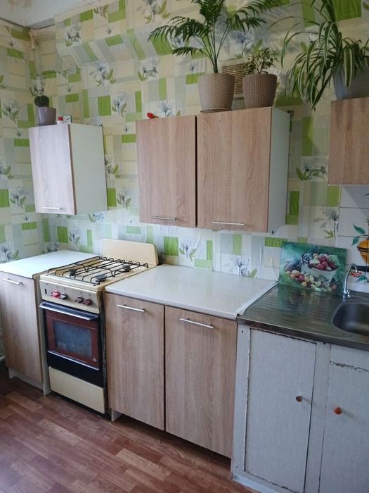 Продам 2х ком. кв-ру на Космосе, ул. Олимпийская 9/9