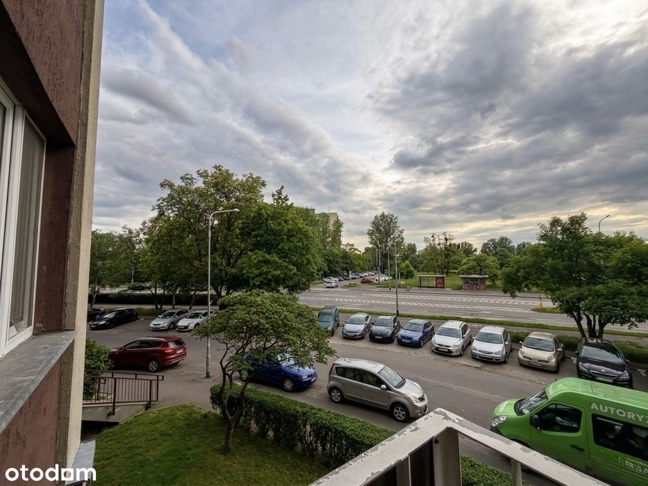 3-pokojowe mieszkanie z balkonem | 54 m² | Winda | Obornicka