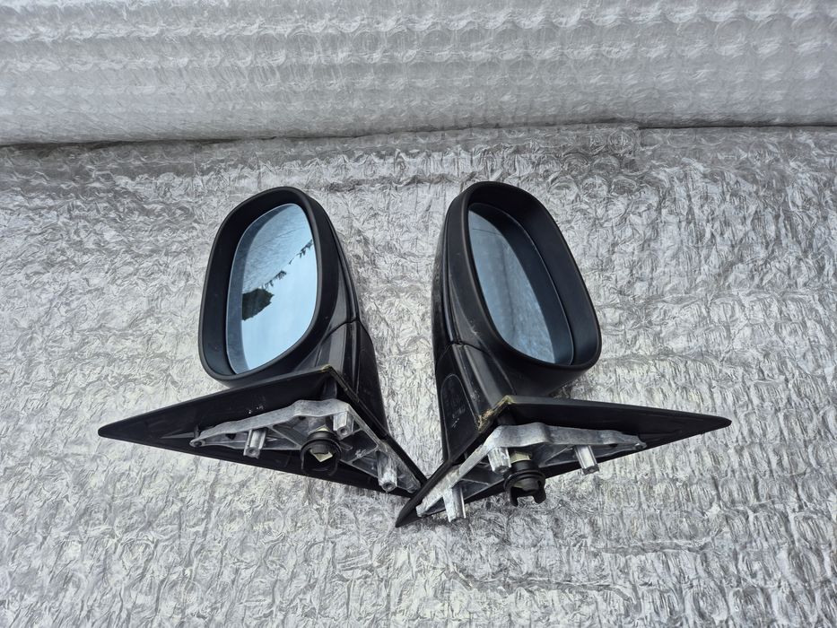 Lusterko prawe lewe A35/5 Monacoblau Bmw E90 E91 Lift Europa